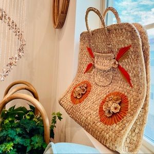 vintage woven beach bag